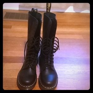pair of size 8 (womens)  14 eye dr. martens